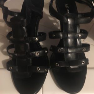 Ann Klein Leather Heels 8M
